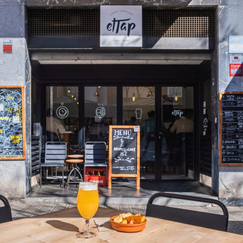 El Tap y Quality Beers: una alianza por la excelencia cervecera.